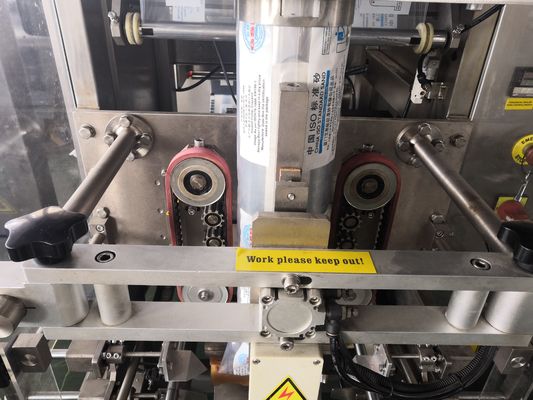 8.4 Ton / Day Peanut Cashew Nuts Packing Machine