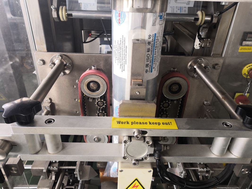 8.4 Ton / Day Peanut Cashew Nuts Packing Machine